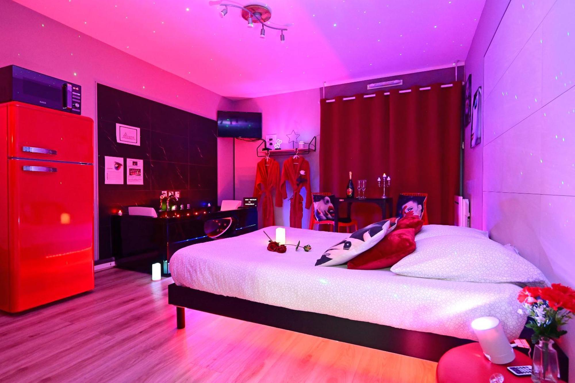 Grand Studio Biscarrosse Plage Une Nuit A 2 Avec Sauna Luxe, Balneo, Ocean Rien Que Pour Vous Buitenkant foto