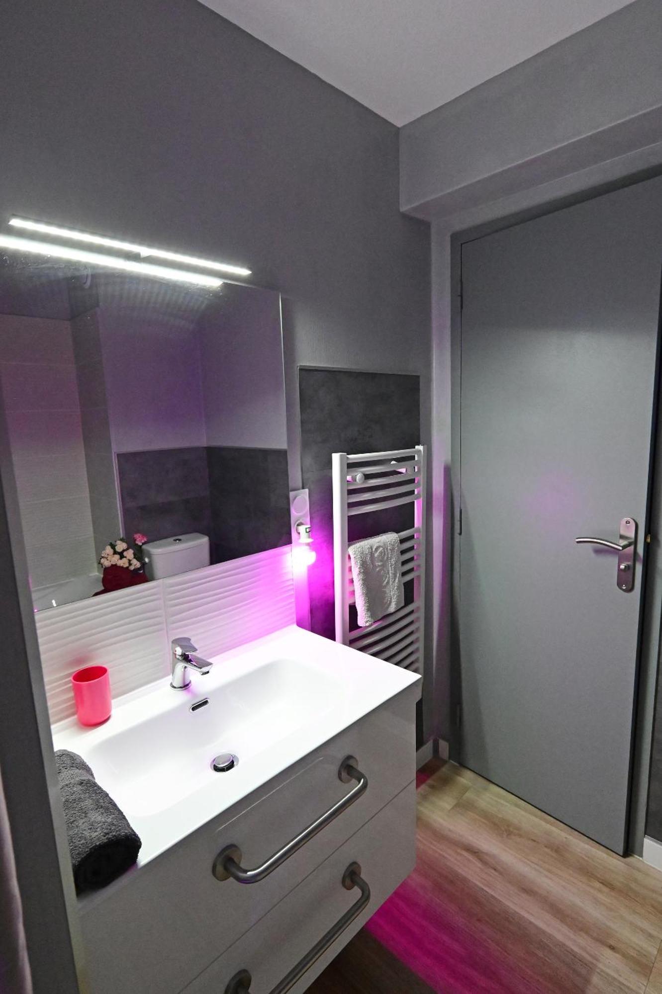 Grand Studio Biscarrosse Plage Une Nuit A 2 Avec Sauna Luxe, Balneo, Ocean Rien Que Pour Vous Buitenkant foto