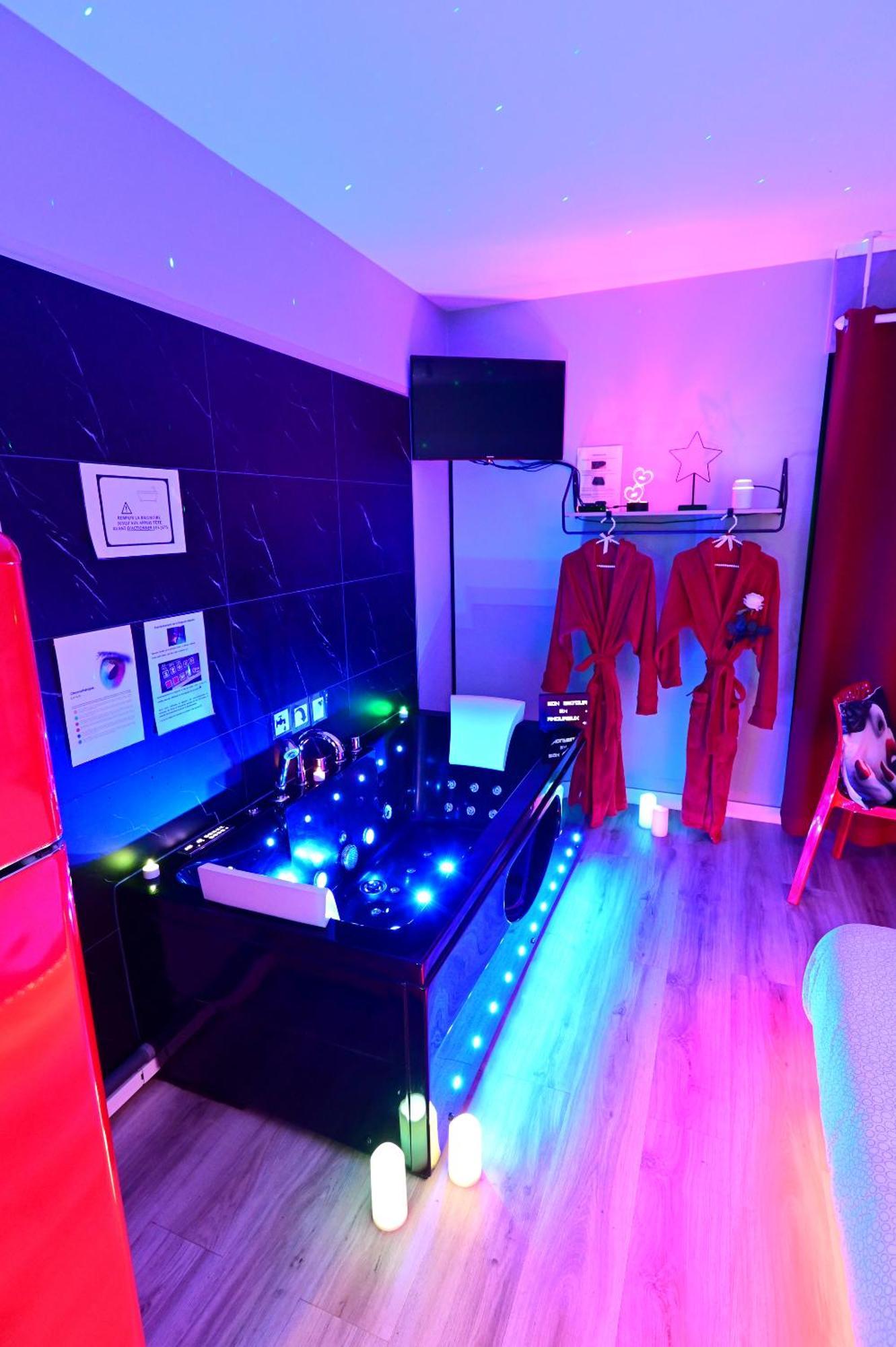 Grand Studio Biscarrosse Plage Une Nuit A 2 Avec Sauna Luxe, Balneo, Ocean Rien Que Pour Vous Buitenkant foto